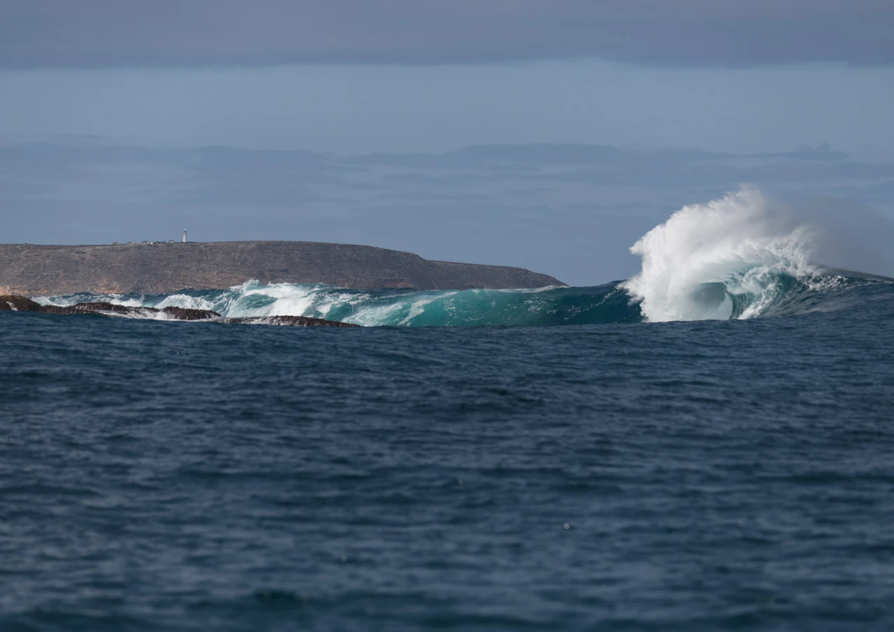 Eames and Althorpe Island in the background and rocks showing Eames reef off Yorke Peninsula
