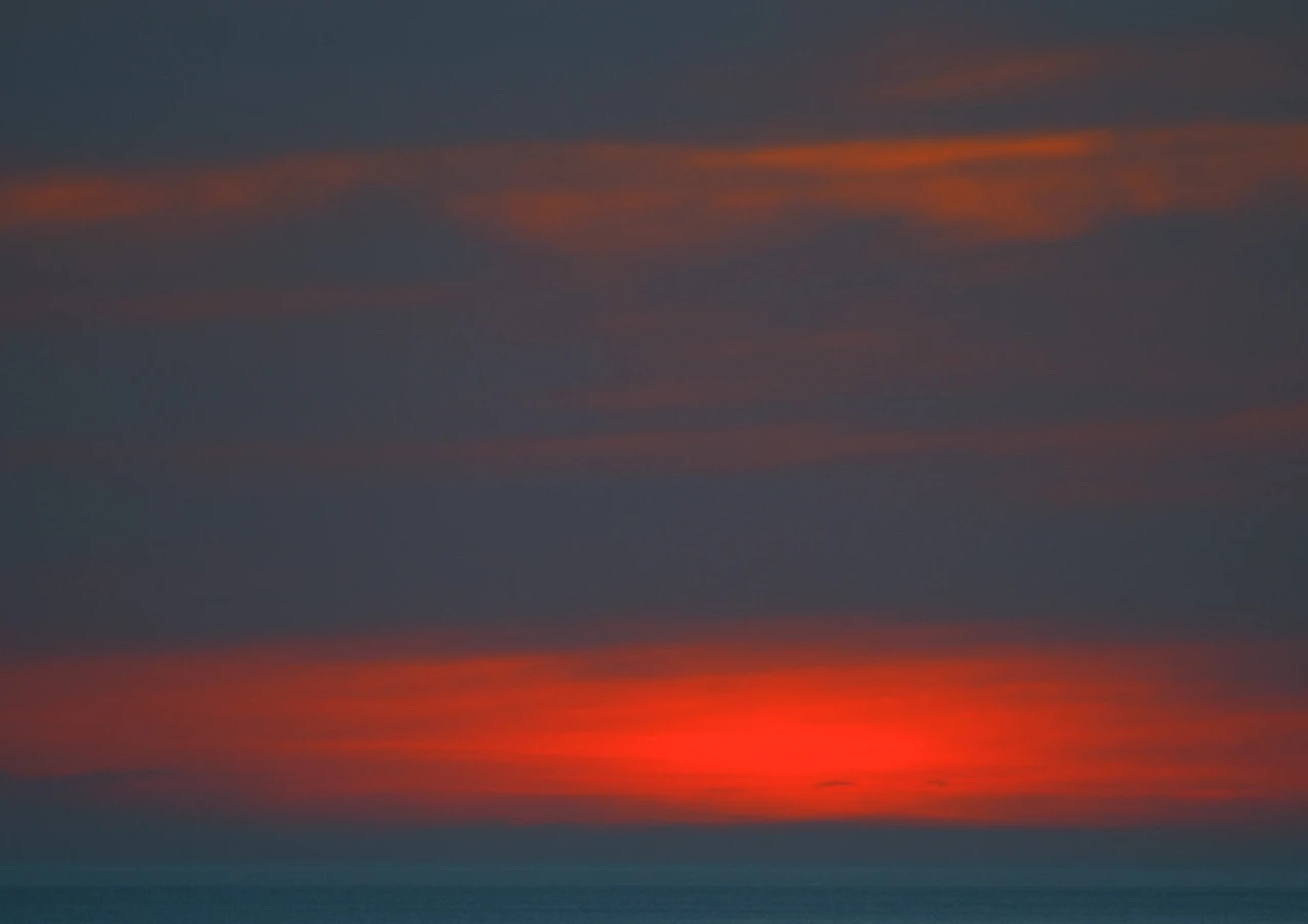 Red sky at night